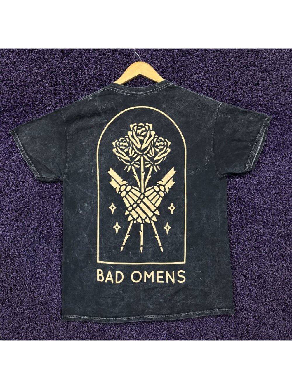 Bad Omens Skeleton Roses Mineral Wash T-Shirt Size Large